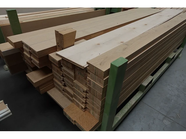 Stapelbare metalen houder + inhoud - afbeelding 3 van  4