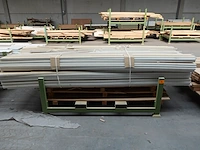 Stapelbare metalen houder + inhoud - afbeelding 2 van  4