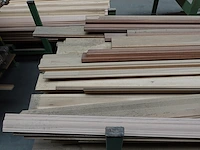 Stapelbare metalen houder + inhoud - afbeelding 2 van  5