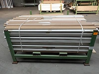 Stapelbare metalen houder + inhoud - afbeelding 2 van  5