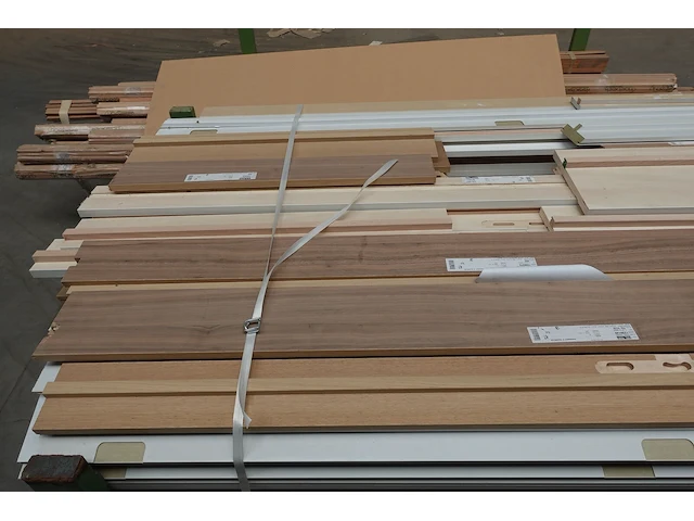 Stapelbare metalen houder + inhoud - afbeelding 3 van  5