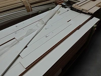 Stapelbare metalen houder + inhoud - afbeelding 3 van  5