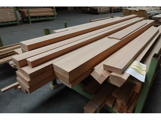 Stapelbare metalen houder + inhoud - afbeelding 4 van  5