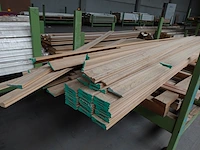 Stapelbare metalen houder + inhoud - afbeelding 3 van  3