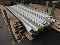 Stapelbare metalen houder + inhoud - afbeelding 2 van  4