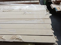 Stapelbare metalen houder + inhoud - afbeelding 2 van  4