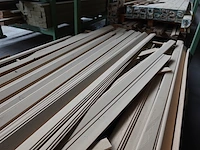 Stapelbare metalen houder + inhoud - afbeelding 3 van  4