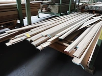 Stapelbare metalen houder + inhoud - afbeelding 4 van  4