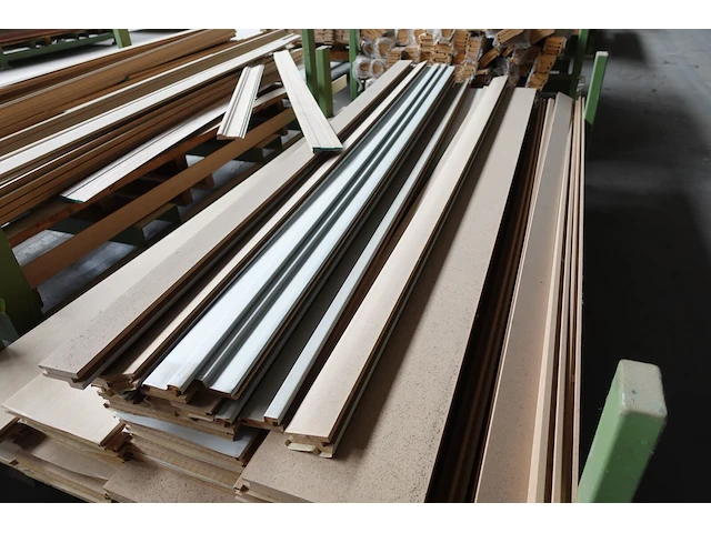 Stapelbare metalen houder + inhoud - afbeelding 4 van  4
