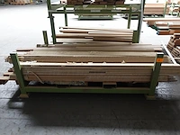 Stapelbare metalen houder + inhoud