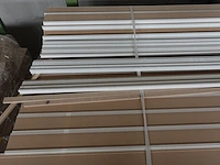 Stapelbare metalen houder + inhoud - afbeelding 2 van  4