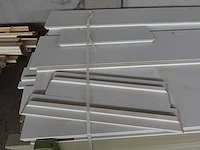 Stapelbare metalen houder + inhoud - afbeelding 2 van  3