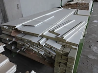 Stapelbare metalen houder + inhoud - afbeelding 3 van  3