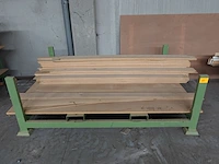 Stapelbare metalen houder + inhoud