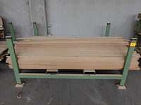 Stapelbare metalen houder + inhoud