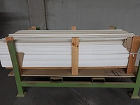 Stapelbare metalen houder + inhoud