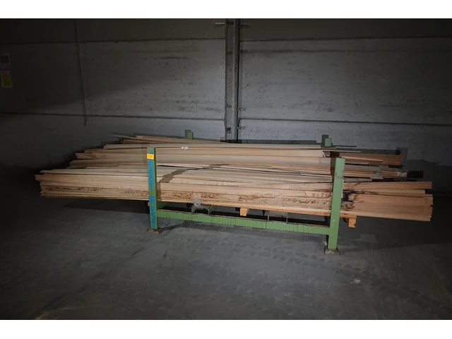 Stapelbare metalen houder - afbeelding 1 van  4