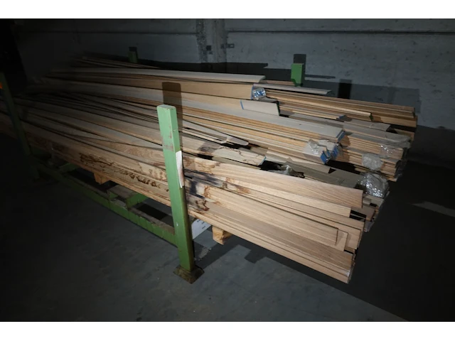 Stapelbare metalen houder - afbeelding 2 van  4