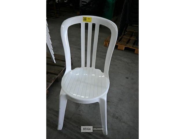 Stapelbare witte kunststof tuinstoelen (20x) - afbeelding 2 van  2