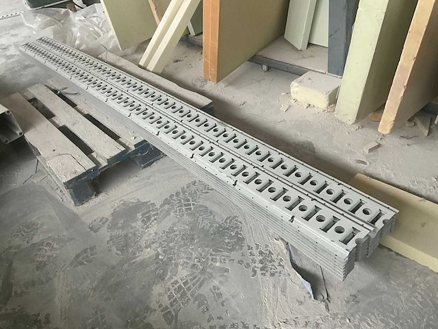 Stapelbok met inhoud, waaronder bindrails (4x) - afbeelding 5 van  6