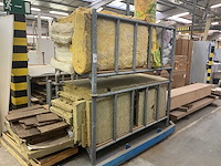 Stapeljuk met inhoud (3x) - afbeelding 1 van  3