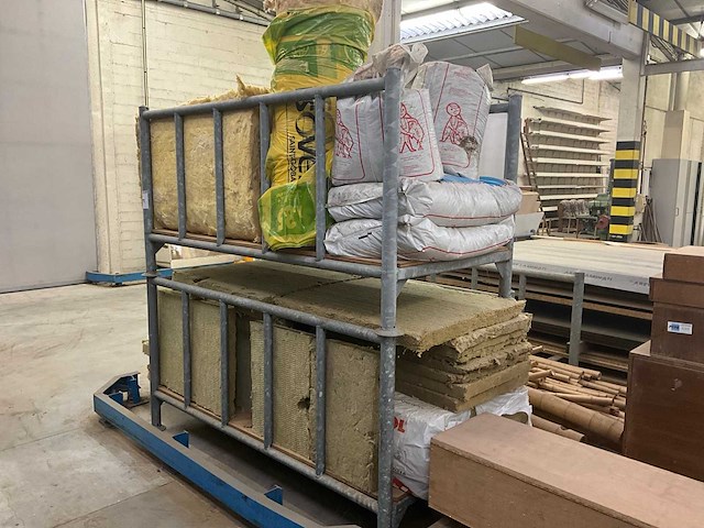 Stapeljuk met inhoud (3x) - afbeelding 3 van  3