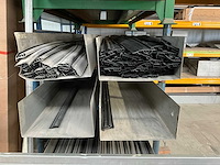 Stapeljuk met inhoud (3x) - afbeelding 2 van  4