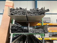 Stapeljuk met inhoud (3x) - afbeelding 3 van  4