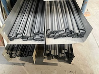 Stapeljuk met inhoud (3x) - afbeelding 4 van  4