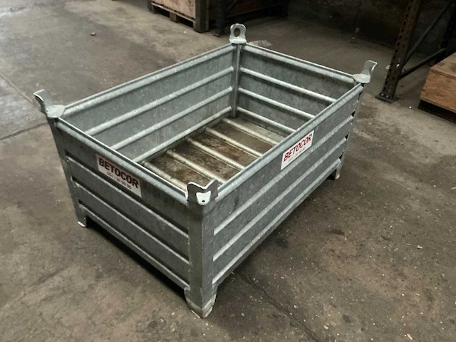 Stapelkrat - afbeelding 3 van  4