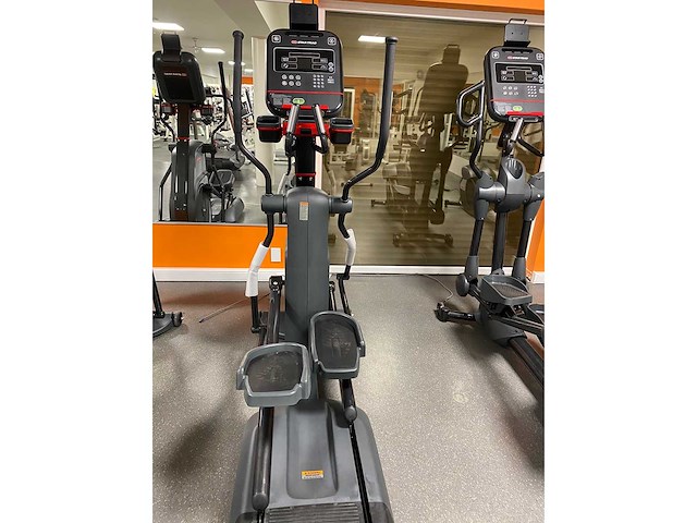Star trac - crosstrainer 8 lcd - nieuw/ongebruikt - afbeelding 1 van  2
