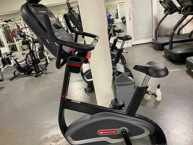 Star trac - upright bike bike 8 lcd - nieuw/ongebruikt - afbeelding 2 van  2