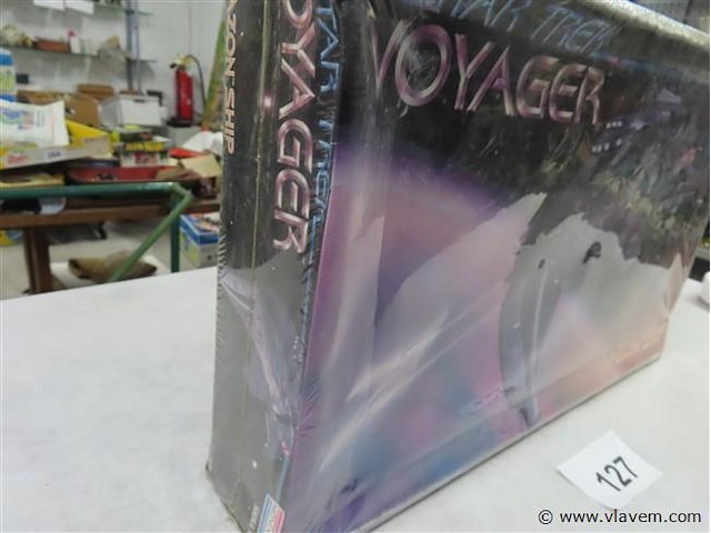 Star trek voyager - afbeelding 2 van  3