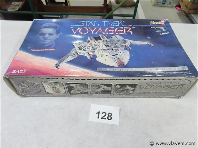 Star trek voyager - afbeelding 1 van  3