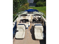 Starcraft 1710 recreatieve binnenboordboot in gebruik, dubbelassige aanhanger, accessoires - afbeelding 23 van  29