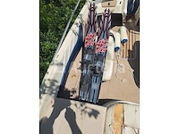 Starcraft 1710 recreatieve binnenboordboot in gebruik, dubbelassige aanhanger, accessoires - afbeelding 29 van  29