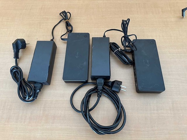 Startech - hama - i-tec - fujitsu - pack of 11 docking station - afbeelding 4 van  9
