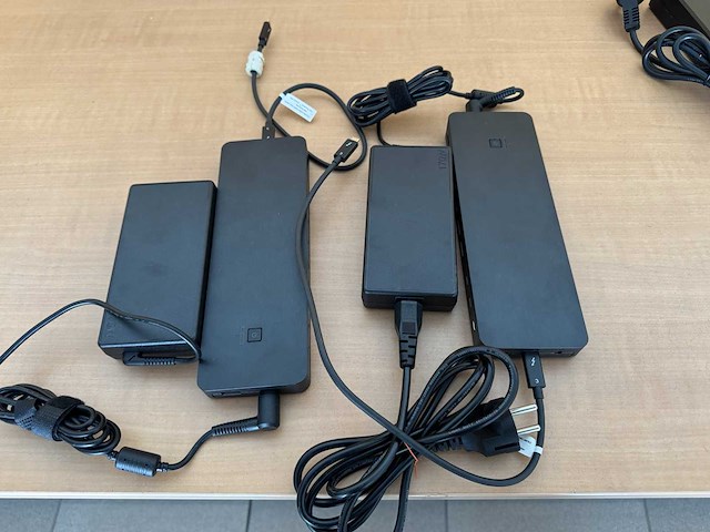 Startech - hama - i-tec - fujitsu - pack of 11 docking station - afbeelding 7 van  9