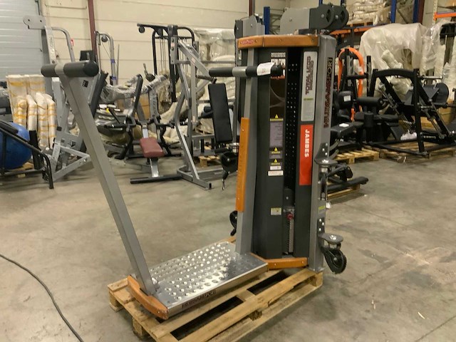 Startrac human sport quad/hamstring krachtstation - afbeelding 1 van  7