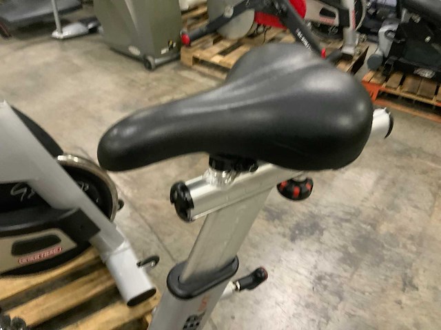 Startrac nxt 2x indoorcycle spinningbike - afbeelding 3 van  9