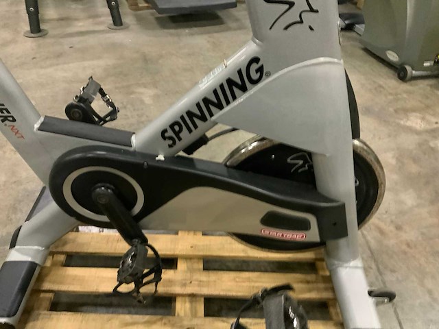 Startrac nxt 2x indoorcycle spinningbike - afbeelding 6 van  9