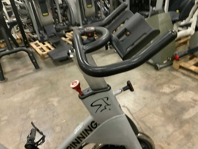 Startrac nxt 2x indoorcycle spinningbike - afbeelding 7 van  9