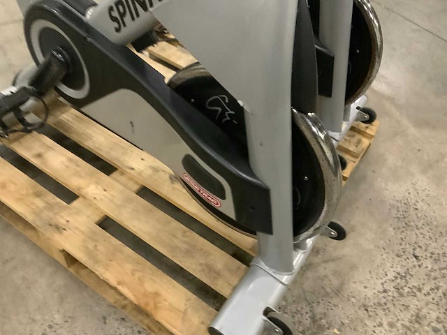 Startrac nxt 2x indoorcycle spinningbike - afbeelding 2 van  7
