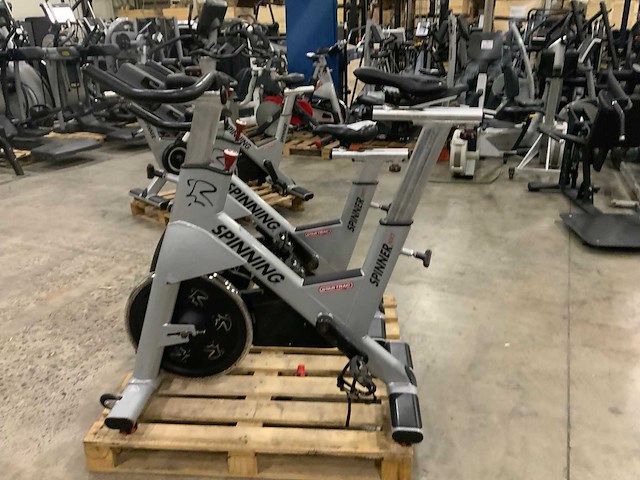 Startrac nxt 2x indoorcycle spinningbike - afbeelding 4 van  7