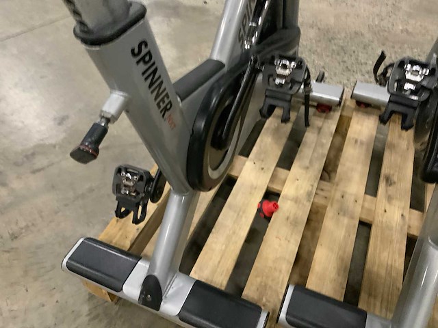 Startrac nxt 2x indoorcycle spinningbike - afbeelding 7 van  7