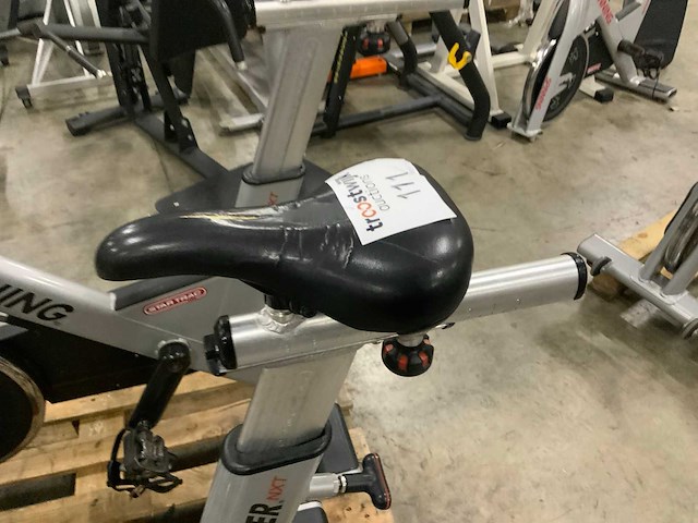 Startrac nxt 2x indoorcycle spinningbike - afbeelding 2 van  8