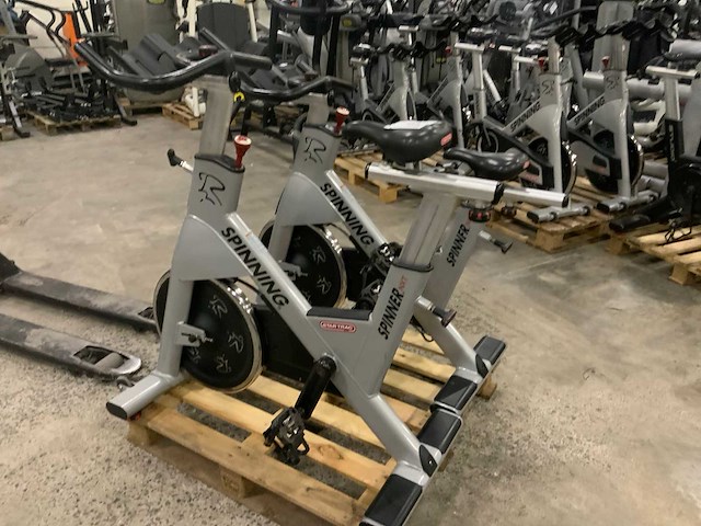 Startrac nxt 2x indoorcycle spinningbike - afbeelding 2 van  9