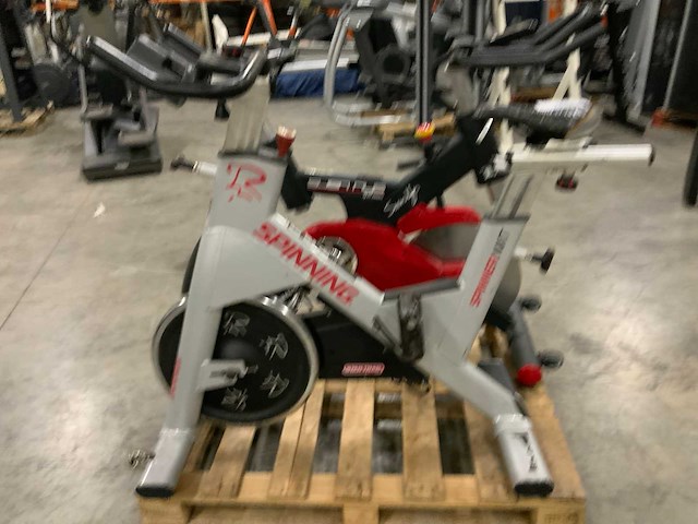 Startrac nxt elite indoorcycle spinningbike - afbeelding 1 van  7