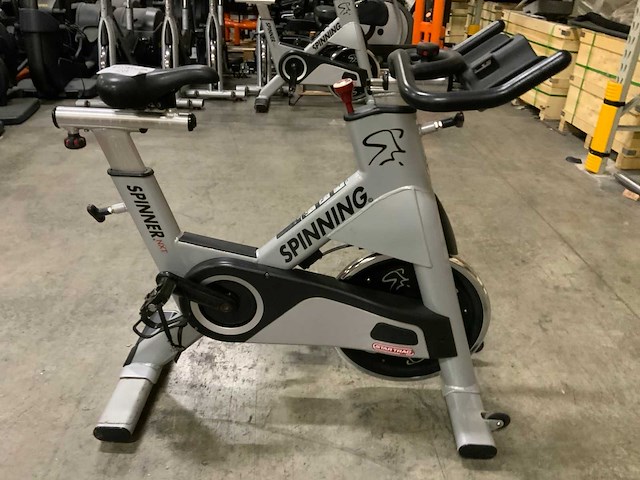 Startrac nxt indoorcycle spinningbike - afbeelding 1 van  8