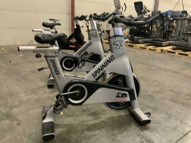 Startrac spinner nxt indoorcycle spinningbike - afbeelding 3 van  5